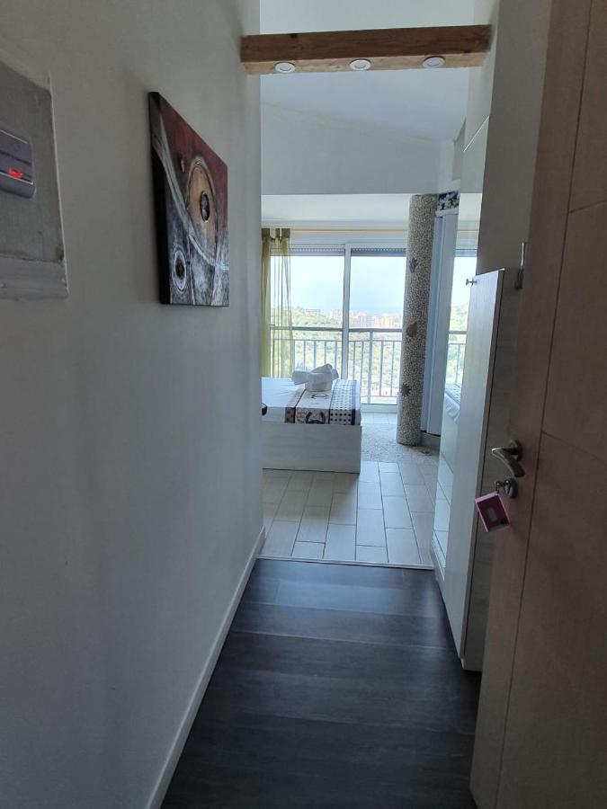 Vila Oliven Vlorë 外观 照片