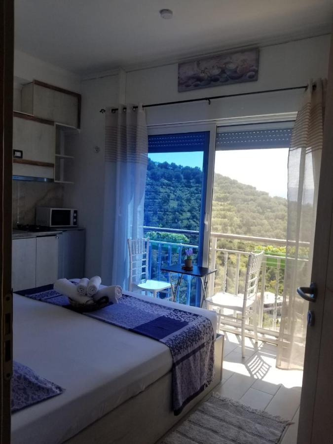 Vila Oliven Vlorë 外观 照片