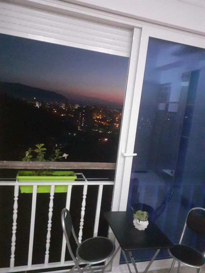 Vila Oliven Vlorë 外观 照片